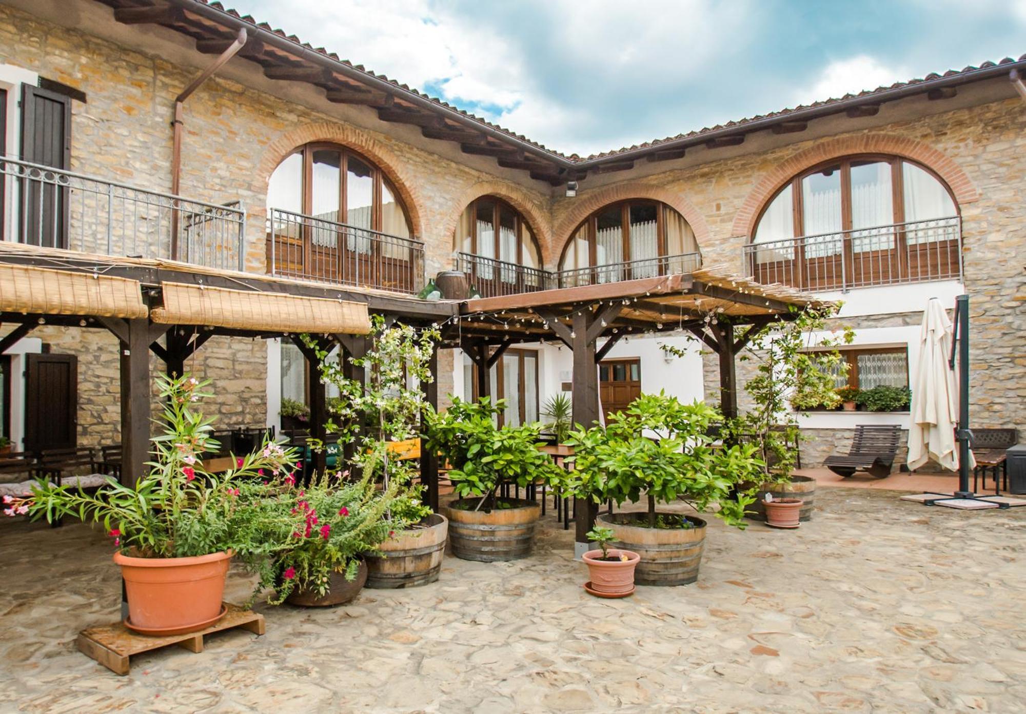 Agriturismo Tenuta San Giuseppe Cossano Belbo Bagian luar foto