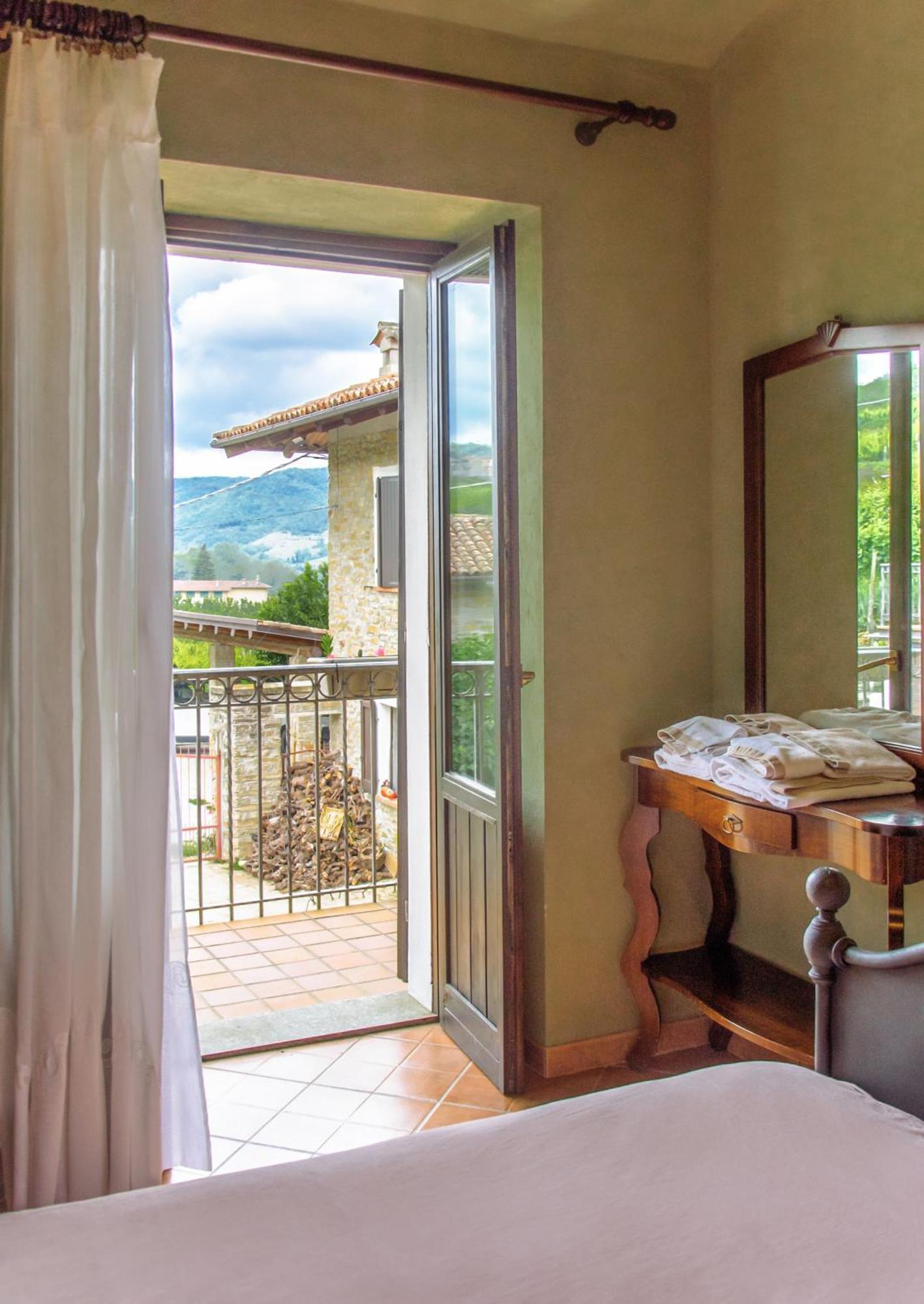 Agriturismo Tenuta San Giuseppe Cossano Belbo Bagian luar foto