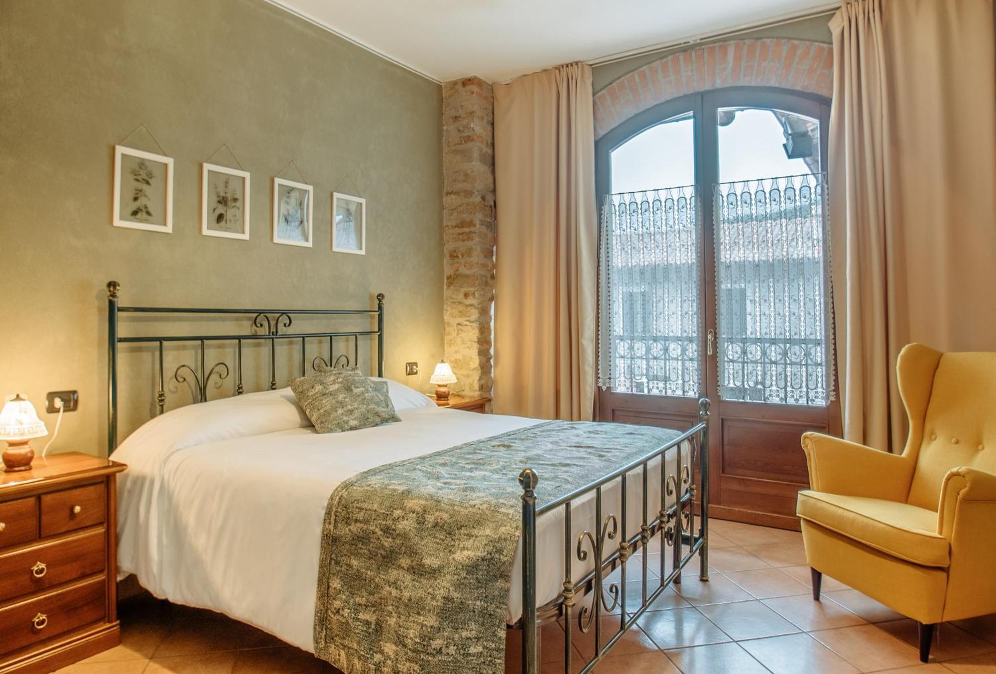 Agriturismo Tenuta San Giuseppe Cossano Belbo Bagian luar foto