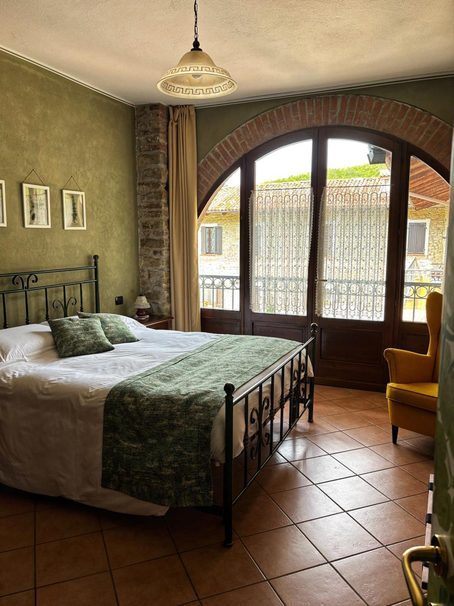 Agriturismo Tenuta San Giuseppe Cossano Belbo Bagian luar foto