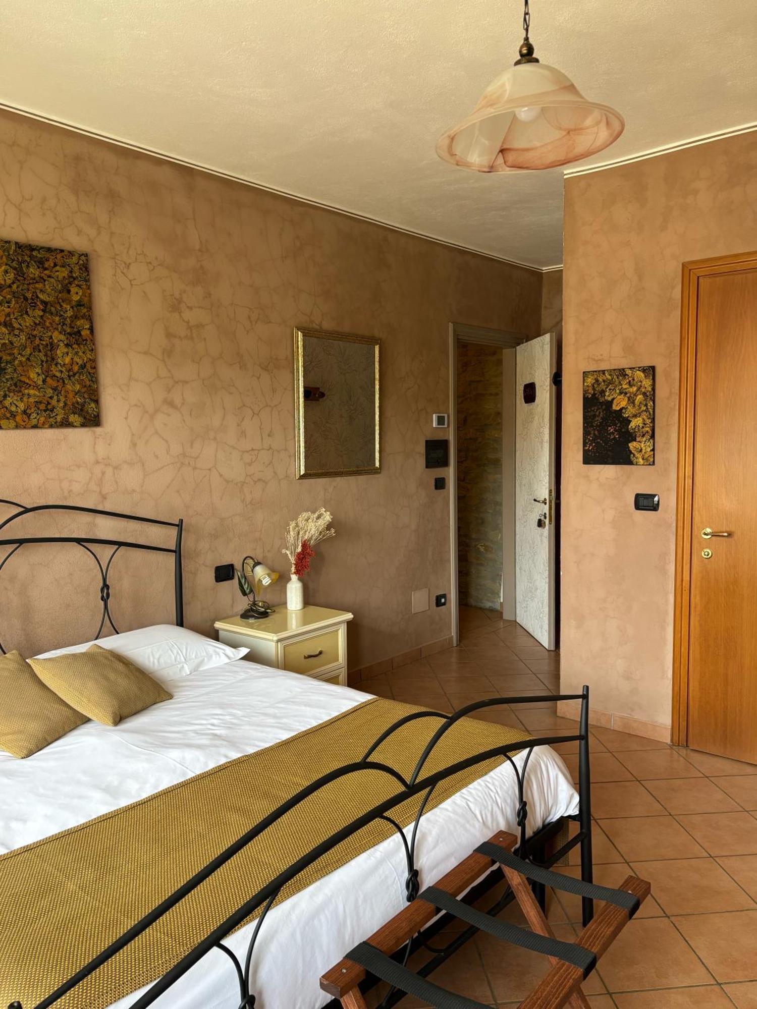 Agriturismo Tenuta San Giuseppe Cossano Belbo Bagian luar foto