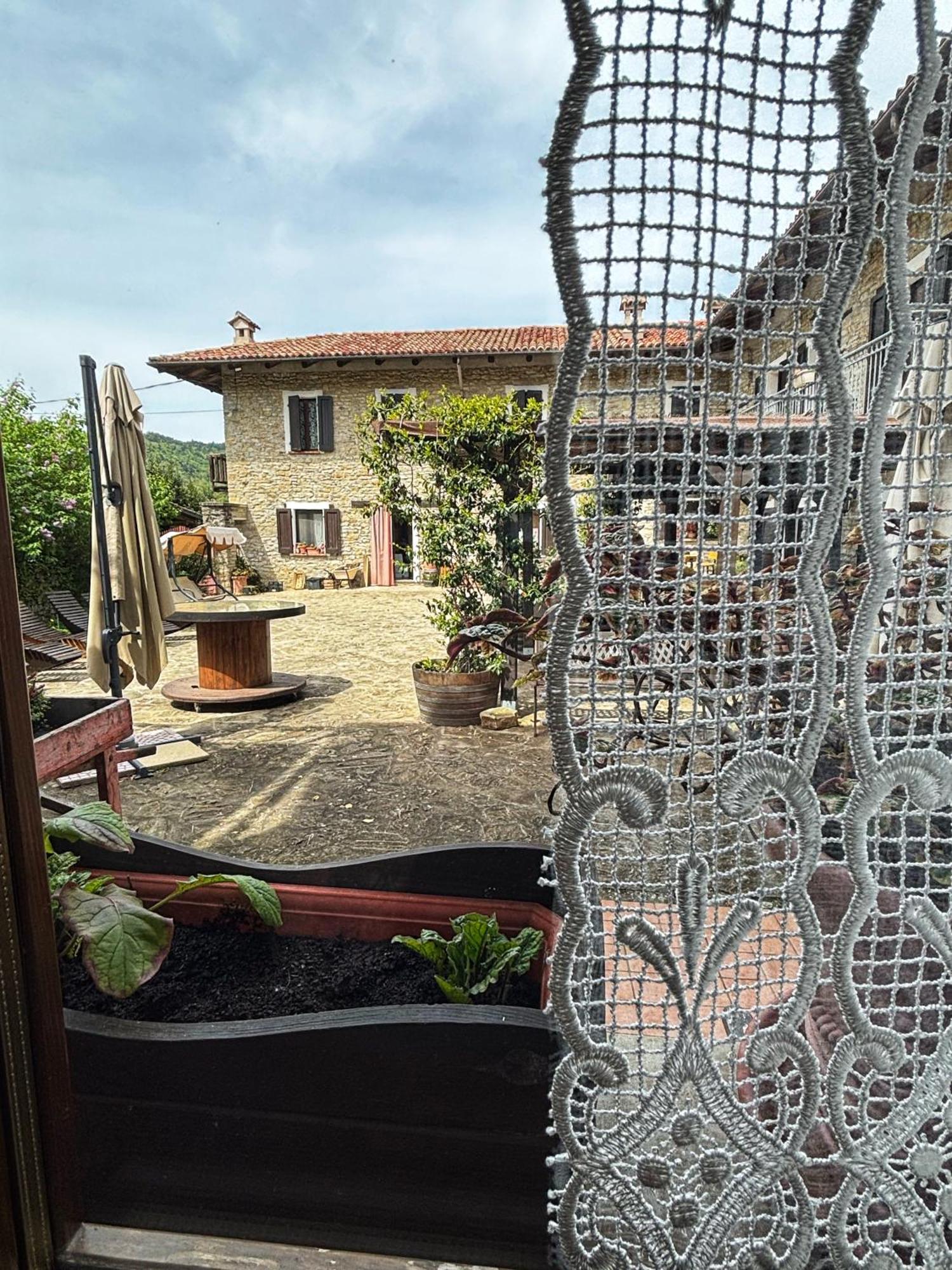 Agriturismo Tenuta San Giuseppe Cossano Belbo Bagian luar foto